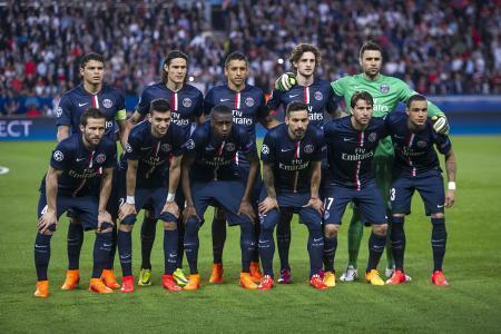 法兰克福主帅：因头球输比赛令人懊恼，遗憾上半场没进第二球