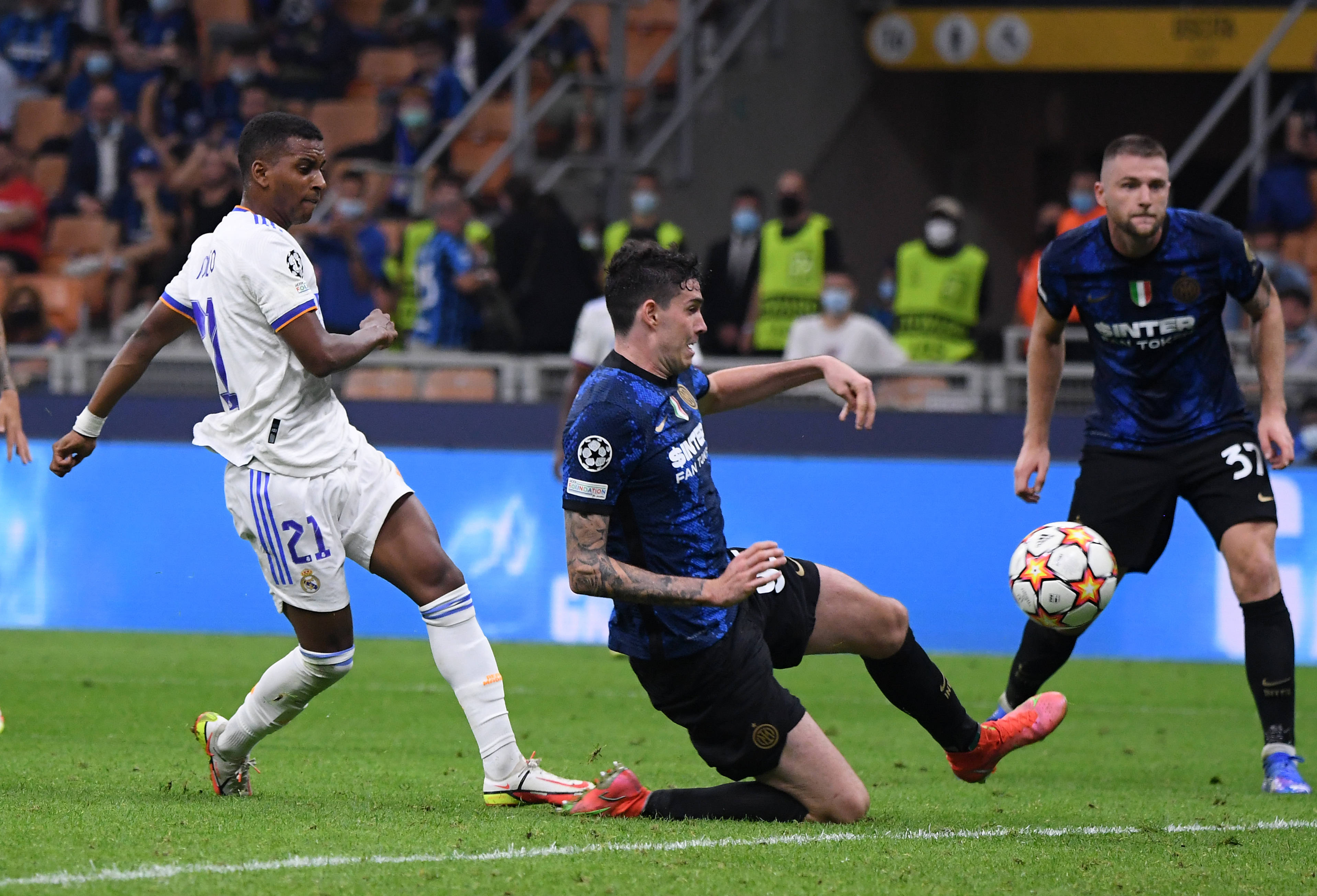 NBA战报：米勒27分，黄蜂123-116击败公牛