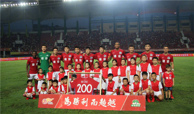 准备无点球金靴？瓦科本赛季2次主罚点球均罚丢