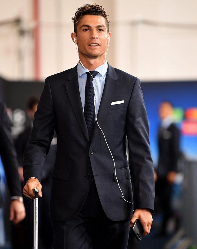 斯卢茨基：柔佛打法更接近于欧洲球队，希望我们展现出竞争力